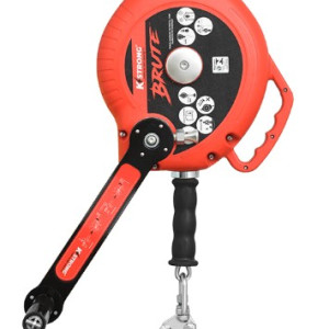 TRAVA QUEDAS RETRATIL COM GUINCHO CABO ACO 30,0M KSTRONG BRUTE TRR410030KS