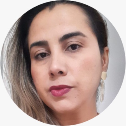 Renata Flores